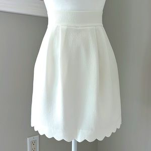 Club Monaco size double zero white skirt with pockets, new without tags.